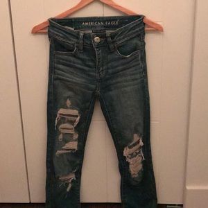 American eagle ripped-jeans